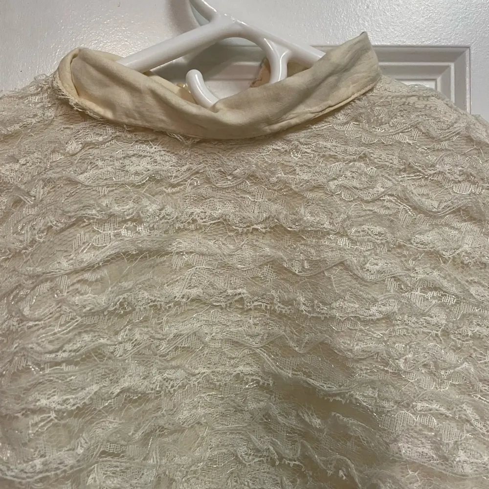 Vintage 1950s Lace Exaggerated Ruffle Tulle Blouse White Adelaar Size M - Image 11