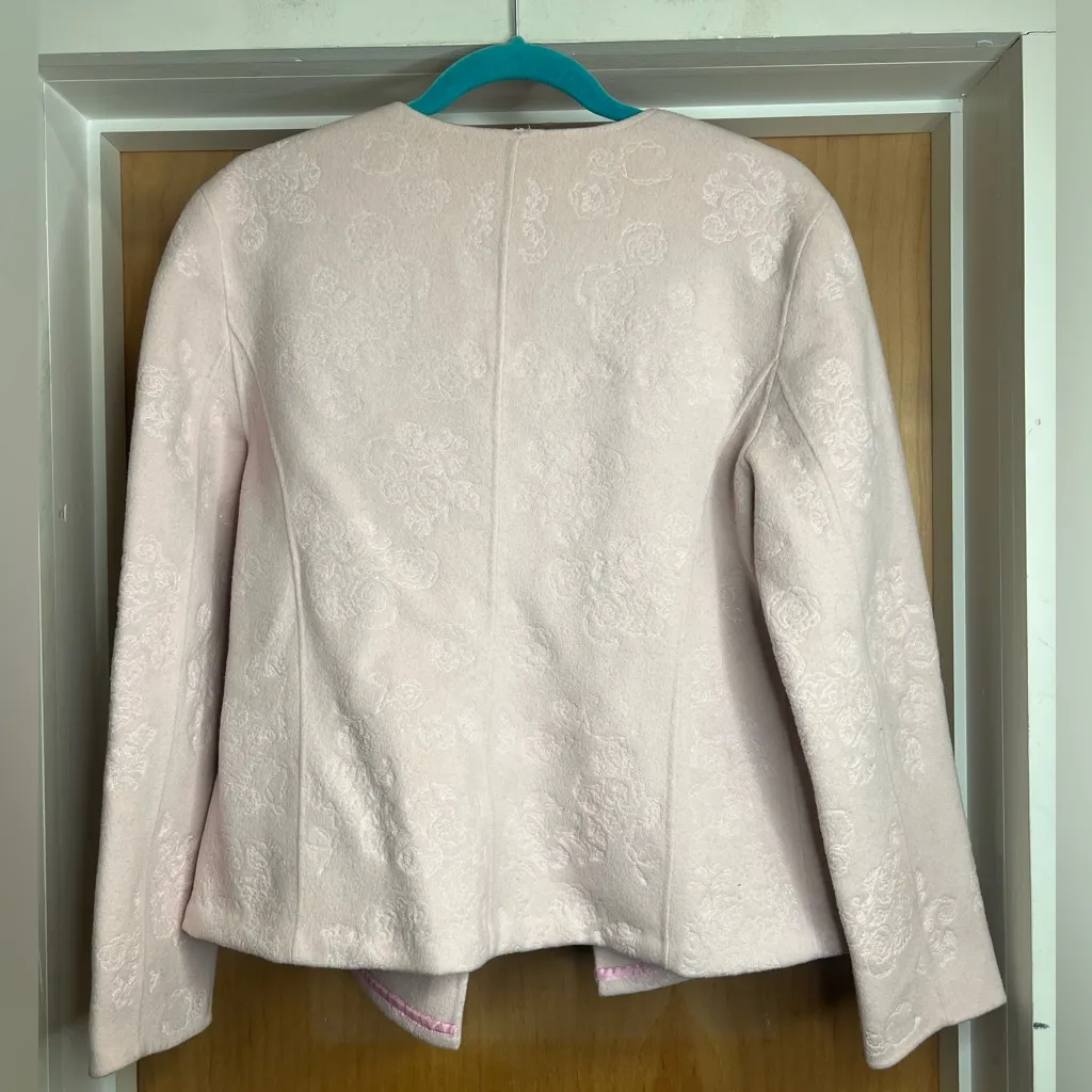 Linda Allard Ellen Tracy Women’s Baby Pink Floral Embroidered Coat. Size: 10 - Image 3