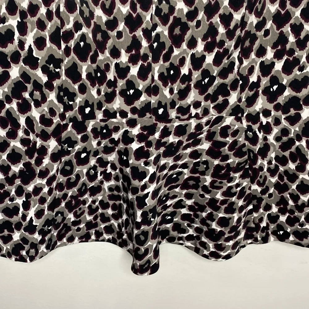 Ann Taylor Factory leopard print pencil skirt size 8 Black - Image 6