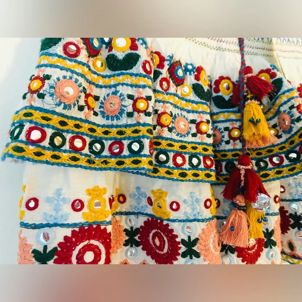 NWT Zara white embroidered boho mini skirt size/M - Image 10