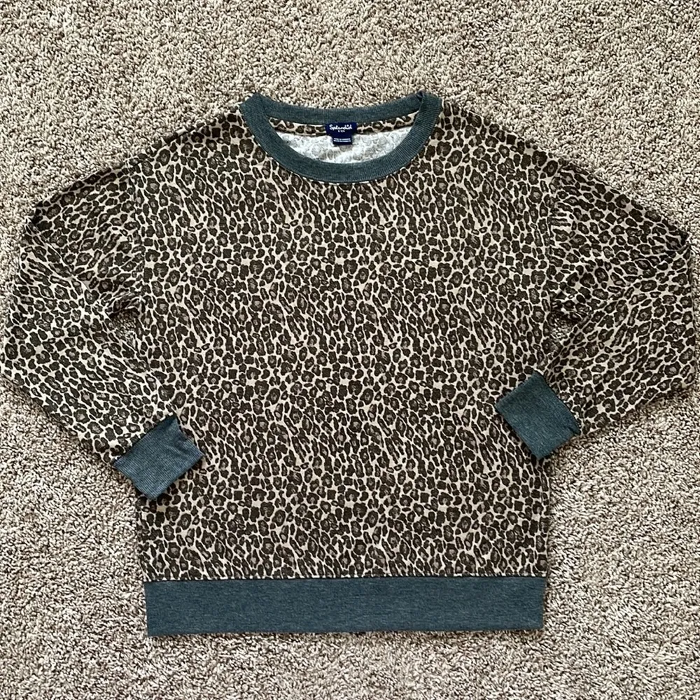 Splendid | animal print sweatshirt size small - Image 7