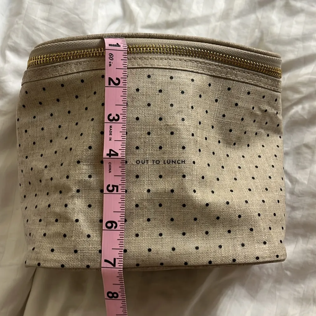 Kate Spade Out to Lunch small handle lunch bag POLKA DOT  EUC - Image 6