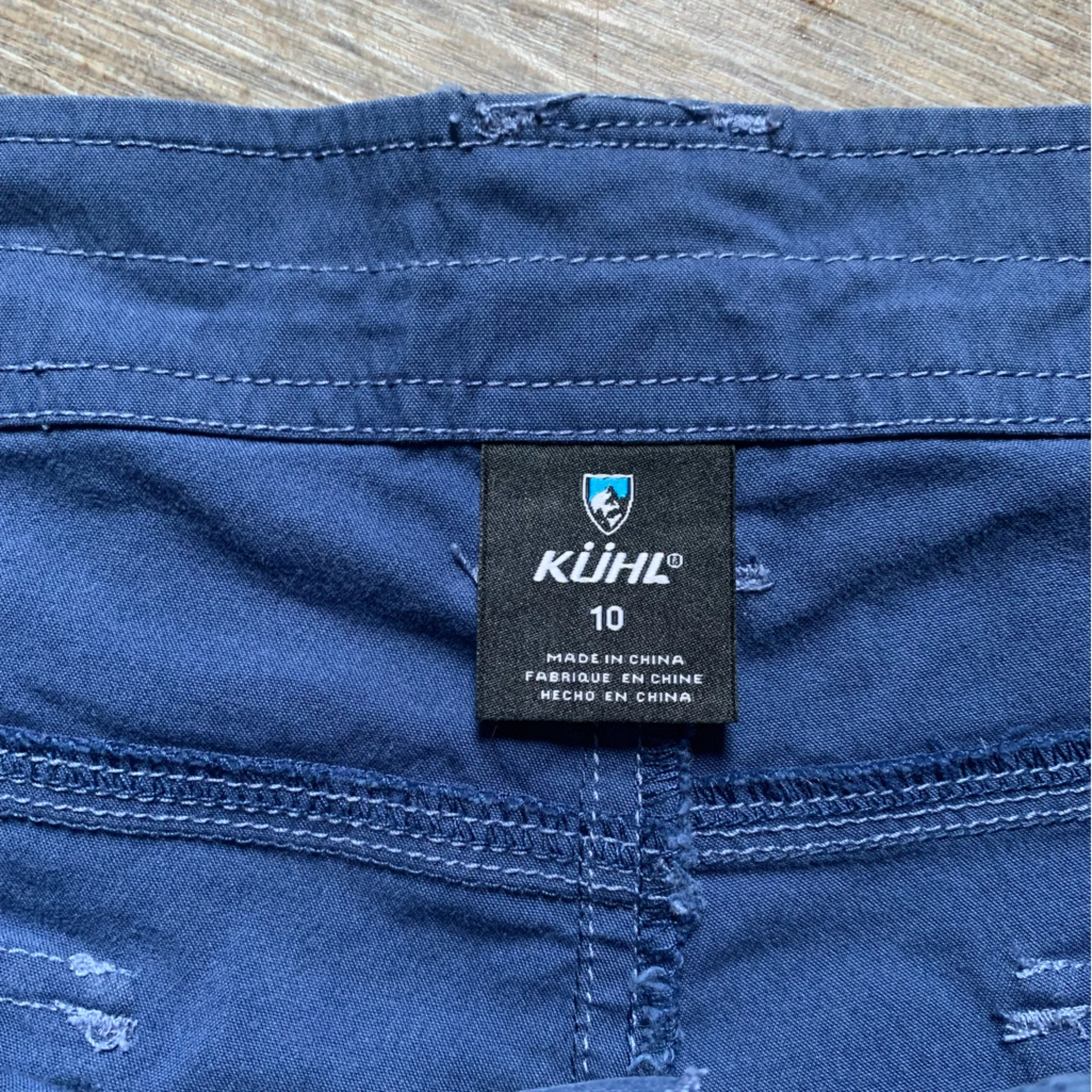 Kuhl Blue Cargo Shorts 11” Inseam 10 - Image 2