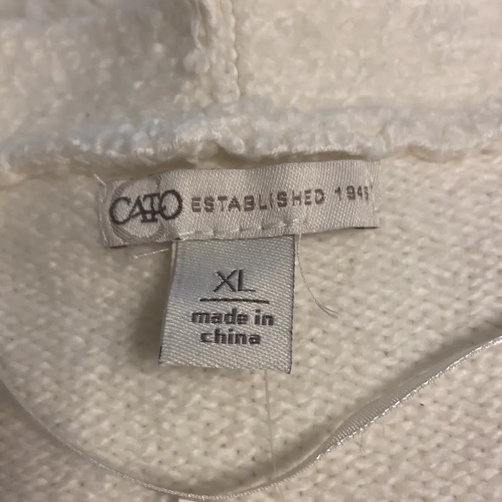 CATO Sweater size XL so beautiful and unique brand new color white/off - Image 12