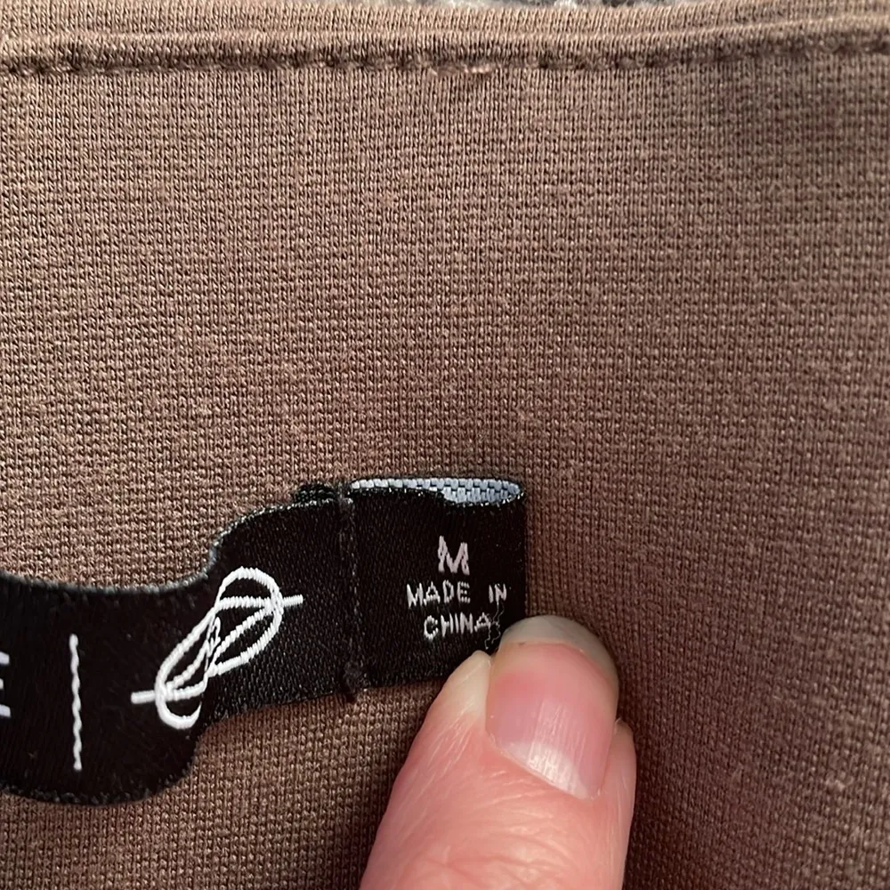 One 5 One Light Brown Pull On Stretch Ankle Pants | Size Medium - Image 7