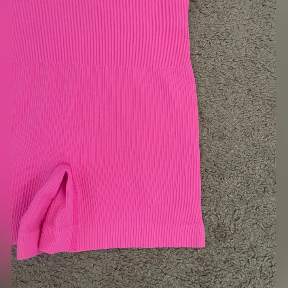 Hot Pink Bodycon Ribbed Romper - Image 4