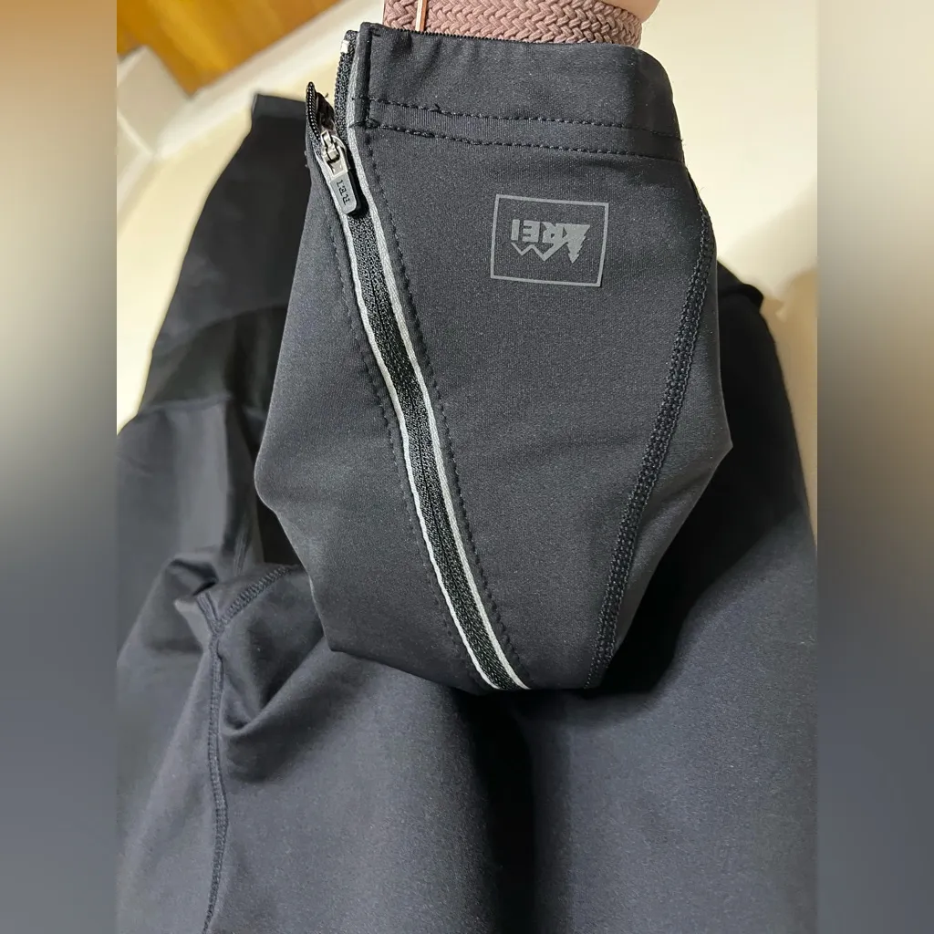 REI Running Tights Black‎ Large EUC Black - Image 3