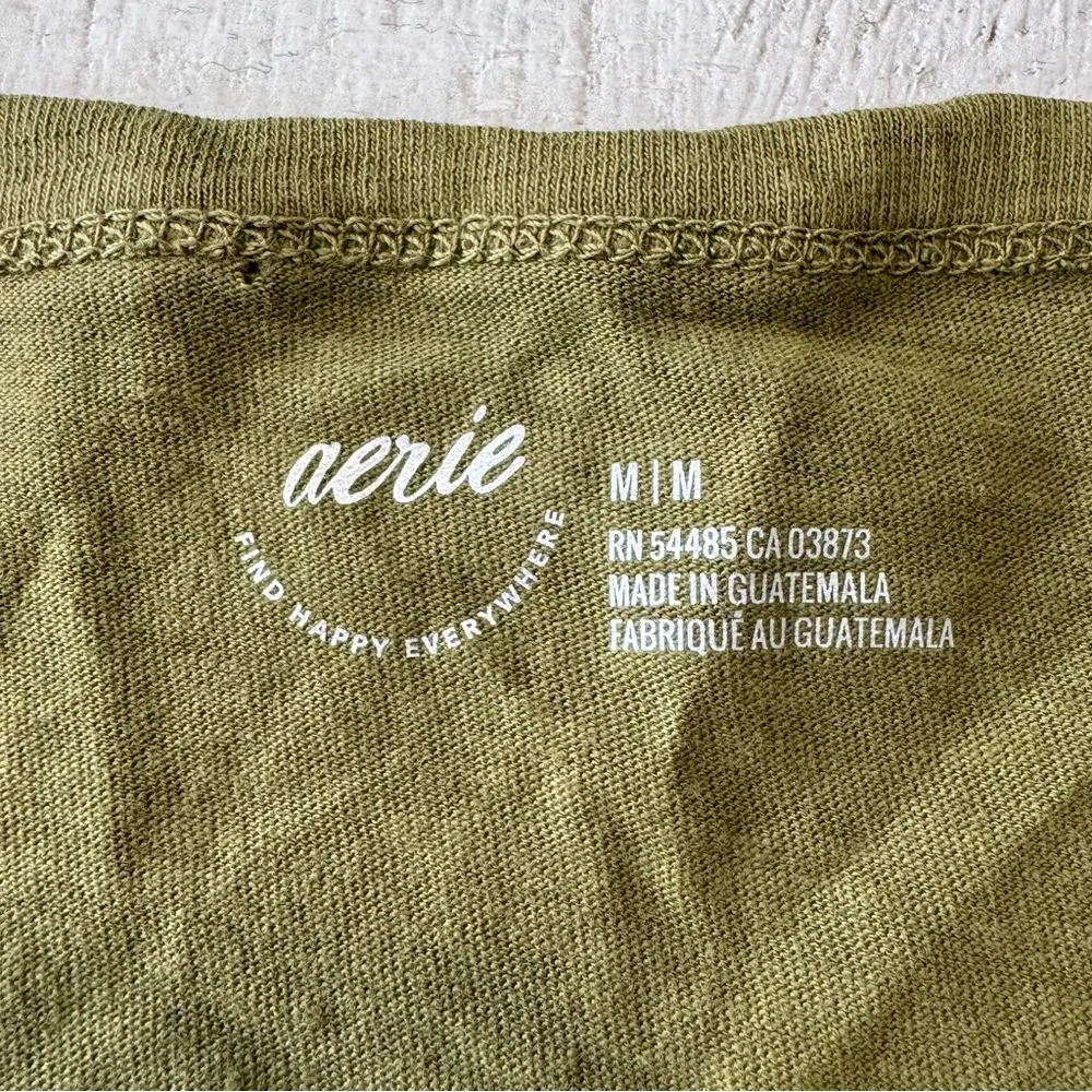 Aerie  Oversized Henley Tee NWT size Small Olive‎ Green Short Sleeves Snap Front - Image 4