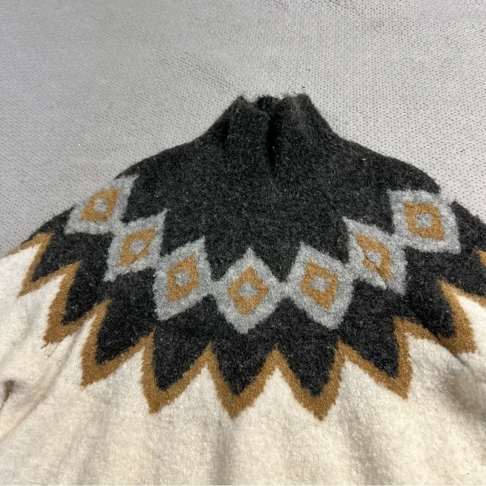 Abercrombie & Fitch Mock Neck Fairisle Fluffy Sweater XS GUC - Image 5