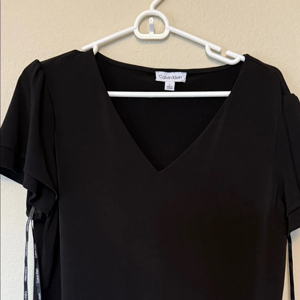 Calvin Klein Women's Elegant Black Blouse - Image 2