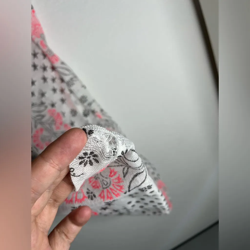 Free People Lightweight Hippie Floral Beachy Linen Semi Sheer Shopper Tote Bag - Image 8