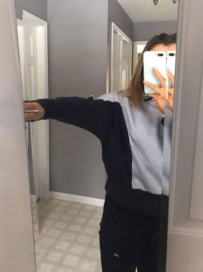 The North Face  hoodie - Image 2