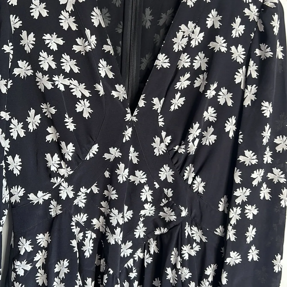 Derek Lam silk Floral Print V-Neck Long Sleeve Mini Dress Size 4 - Image 6