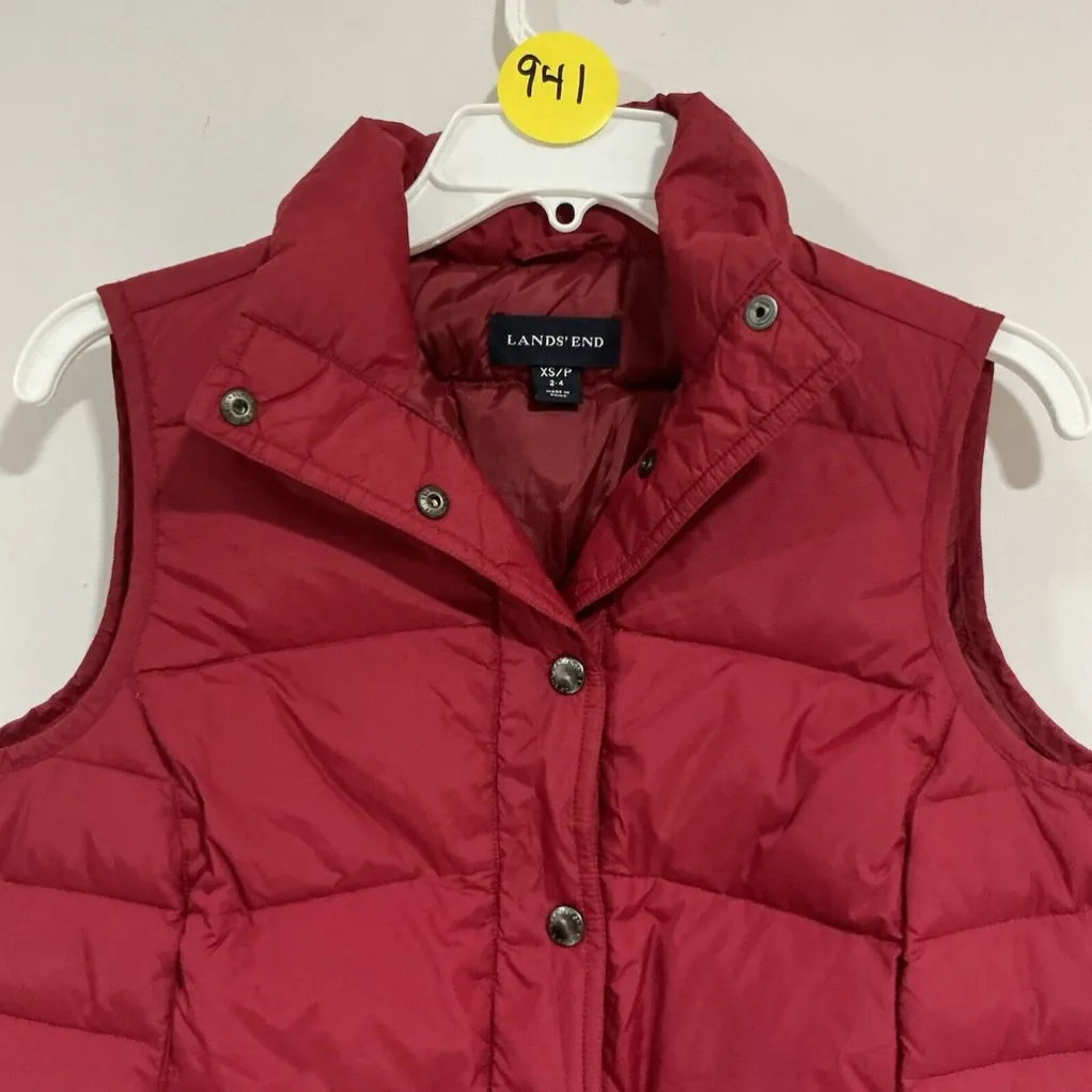 Woman’s Lands End Size X Small Vest Puffer Down Quilted Light Weight Red - Image 3
