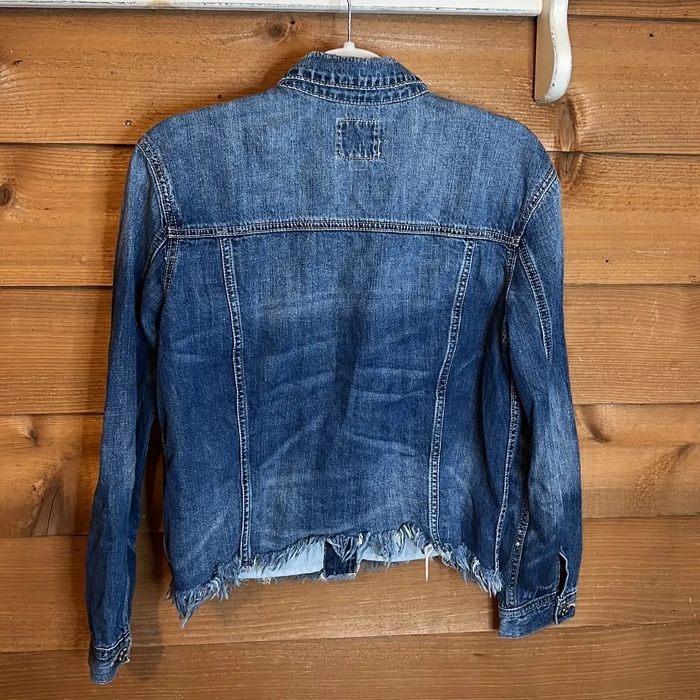 American Eagle Denim Distressed Frayed Cut off Jacket Button Women Jean - Image 5