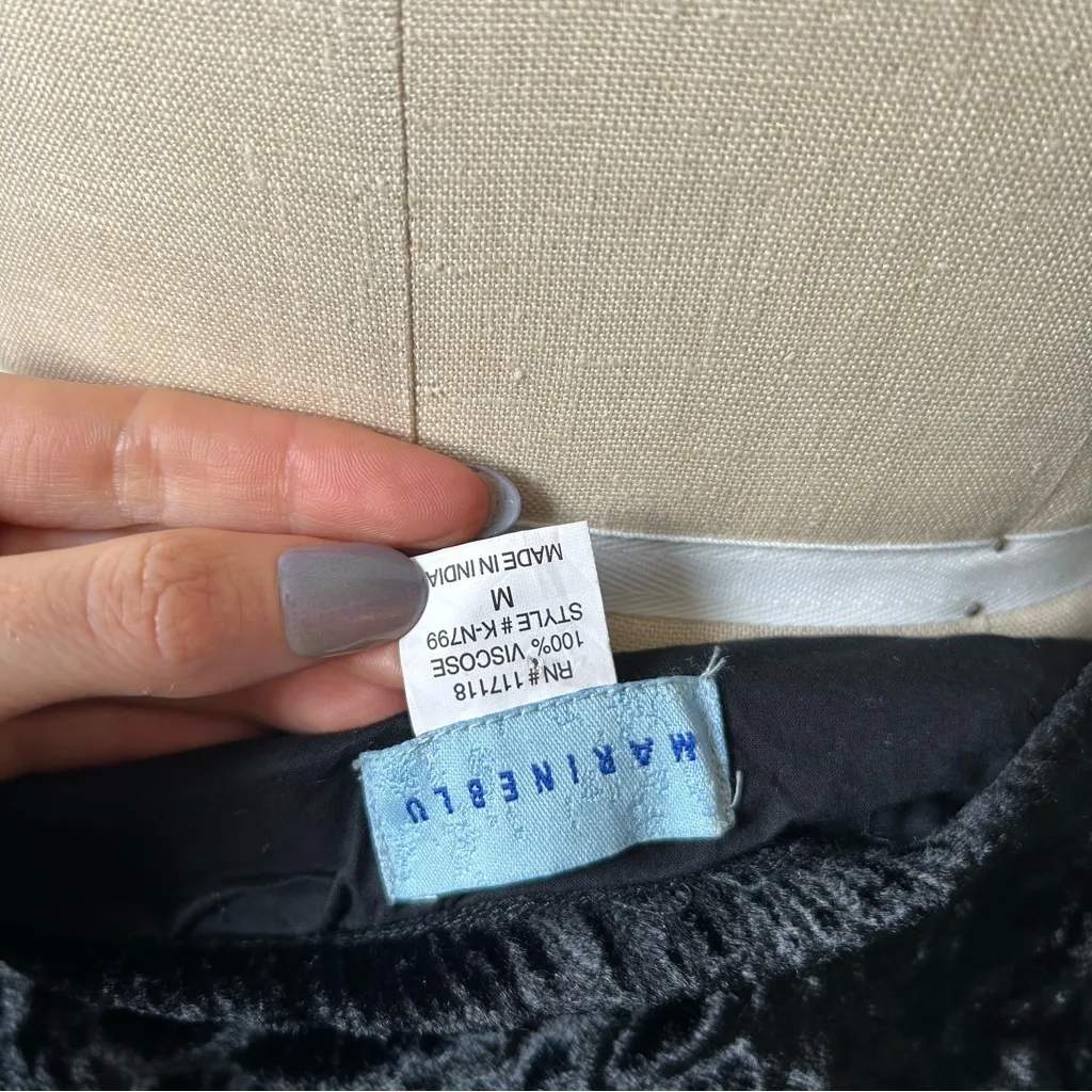 Elegant Black Lace Maxi Skirt - Image 5