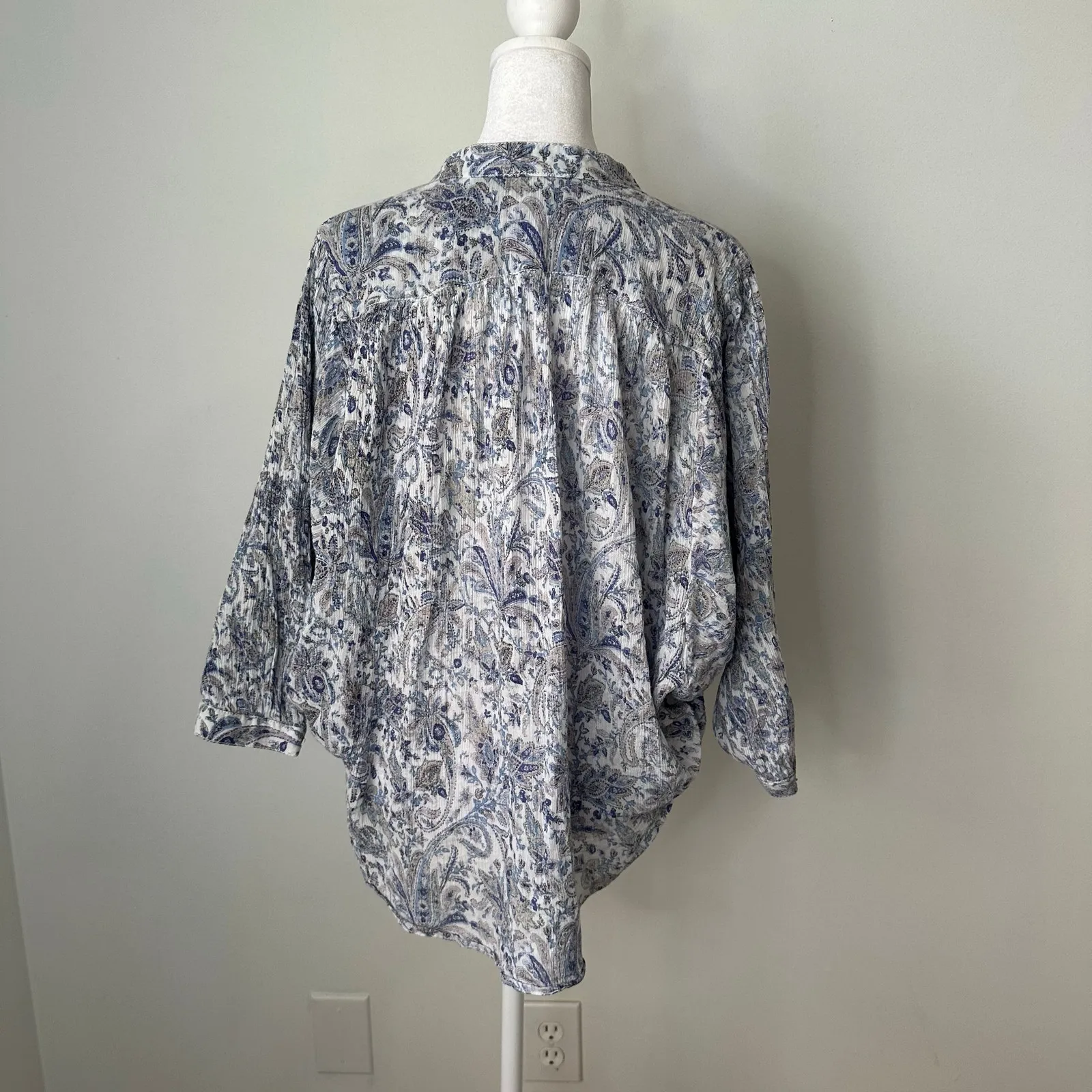 Pilcro & the Letterpress Anthropologie blue & white paisley button down top, S - Image 5