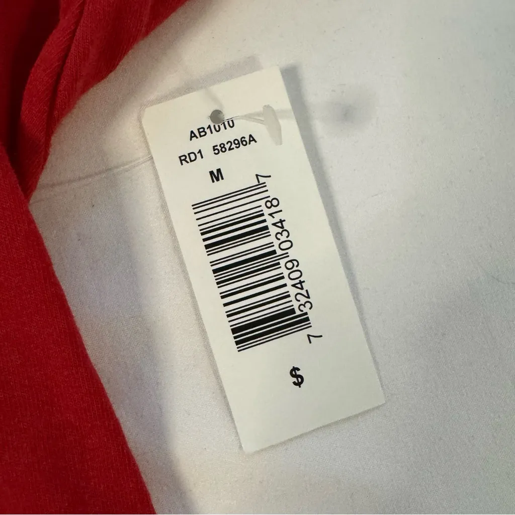 NWT Disney Minnie Mouse Grandma Bow Shirt Red Size M Cotton Crew Neck Cute - Image 5