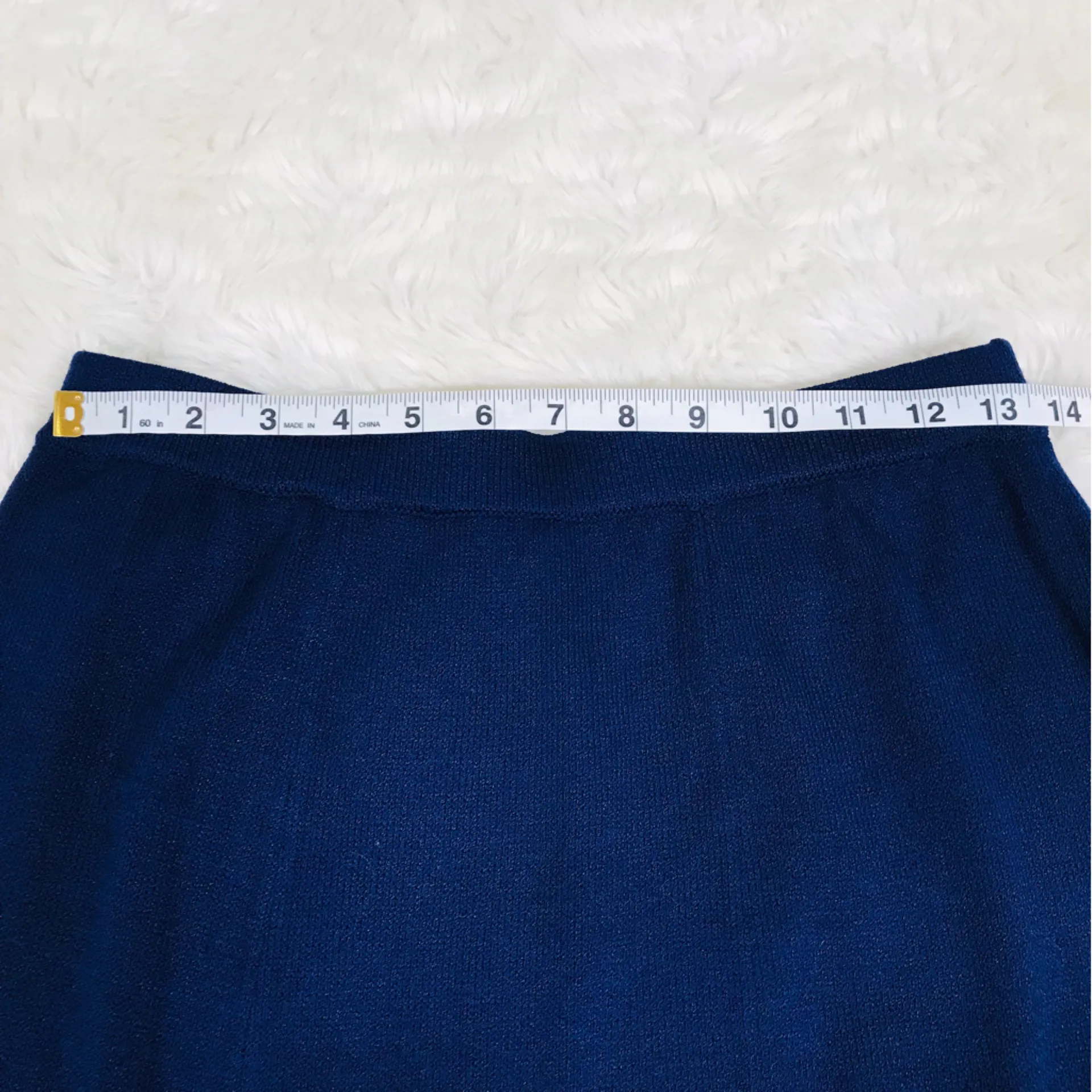 ST JOHN Collection Knit‎ Navy Blue Trumpet Flare Hem Skirt Knee Length Size 8 - Image 8