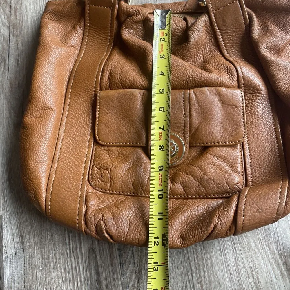 Michael Kors Camel Leather Large Hobo Shoulder Bag Gold Metal Y2K‎ Purse - Image 10