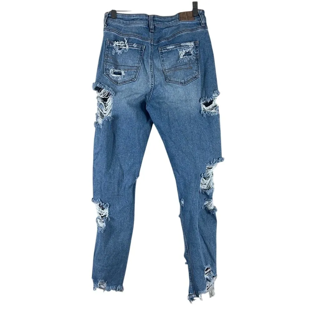 American Eagle Destructed High Rise Mom Jeans - Image 4