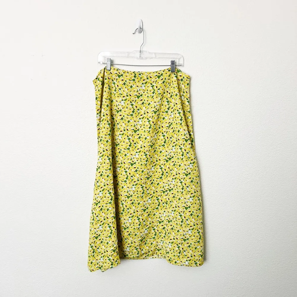 [LOFT] Yellow Floral Print Linen Blend High Waist Side Slit Midi Skirt Size 14 - Image 3