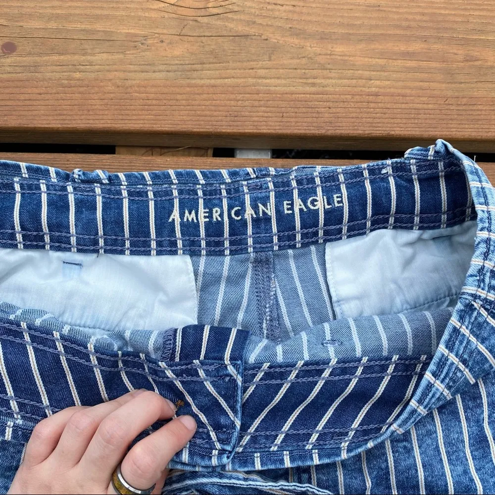 American Eagle Outfitters Vertical Striped Paper Bag Denim Shorts - Image 4