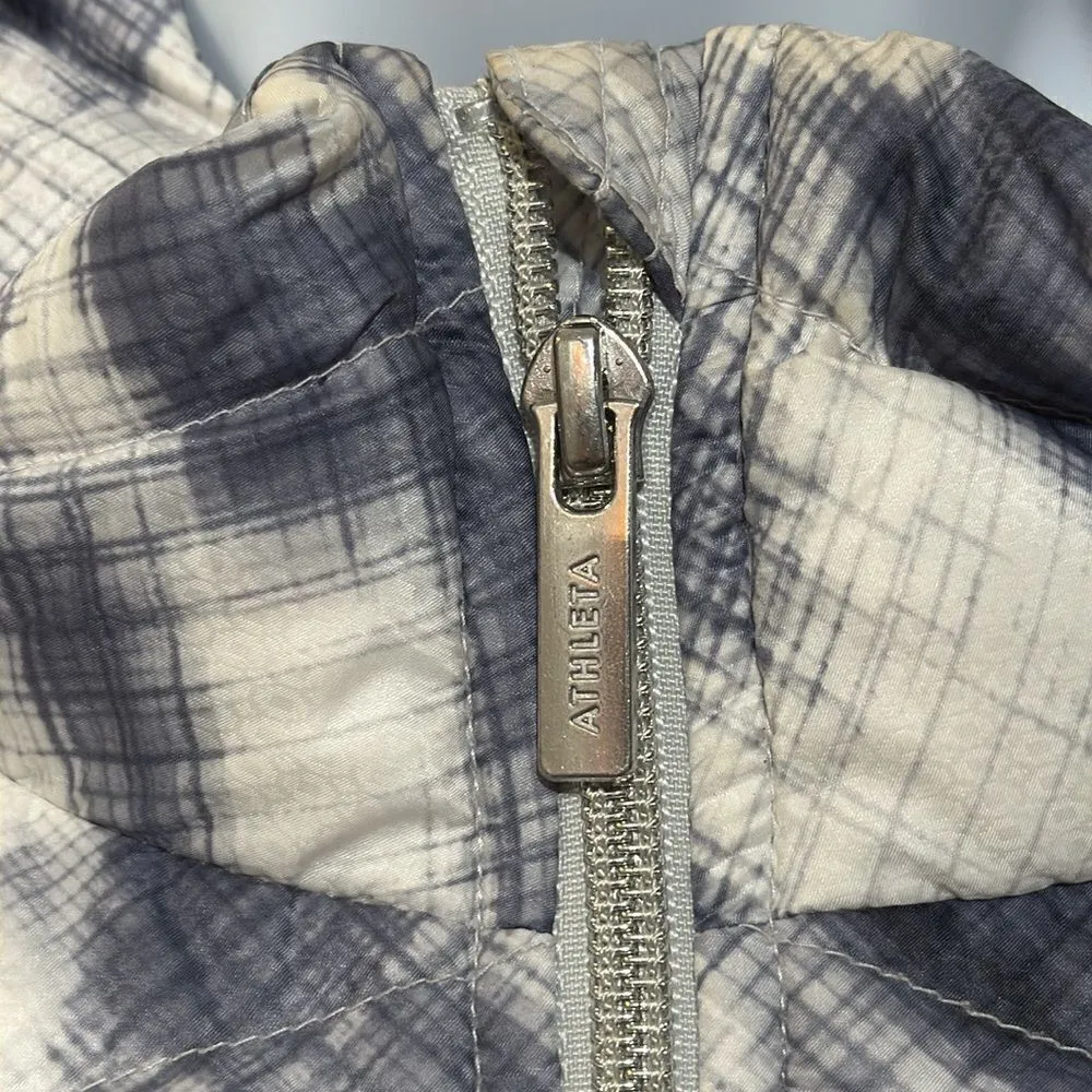 Athleta Altitude Lightweight Goose Down Puffer Jacket Size L - Image 5