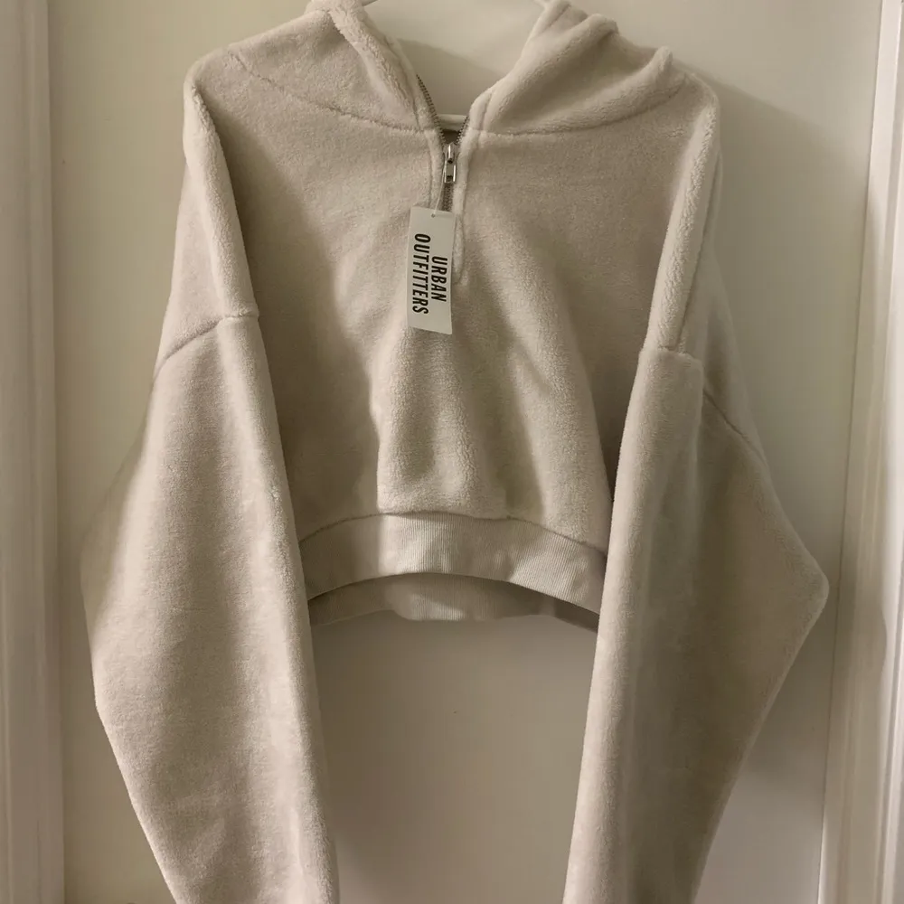 UO Bliss Fuzzy Fleece Hoodie Sweatshirt Creme - Image 4