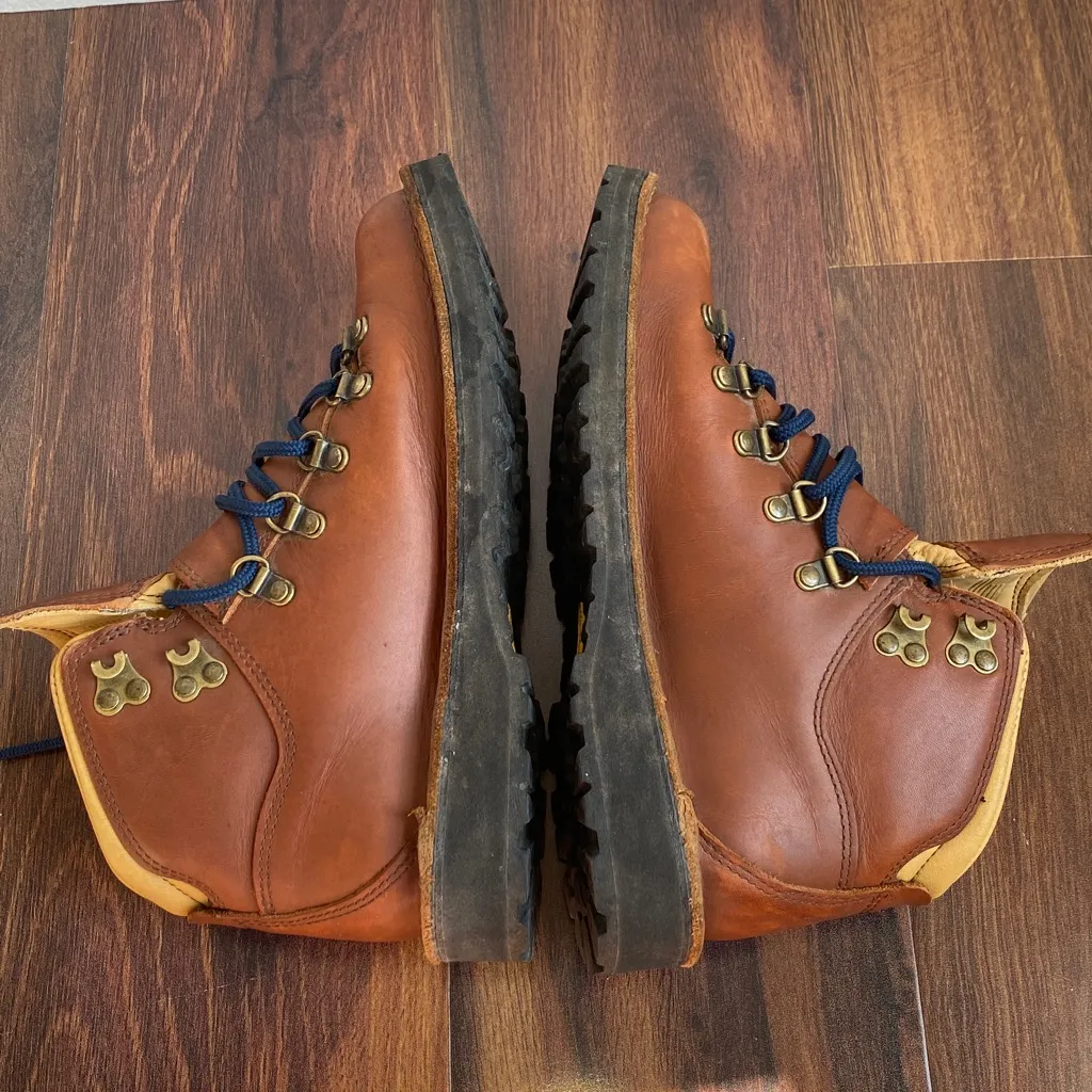 Danner Mountain Pass Cedar Cognac Leather Boots Blue Laces 33277 Size 6.5 - Image 11