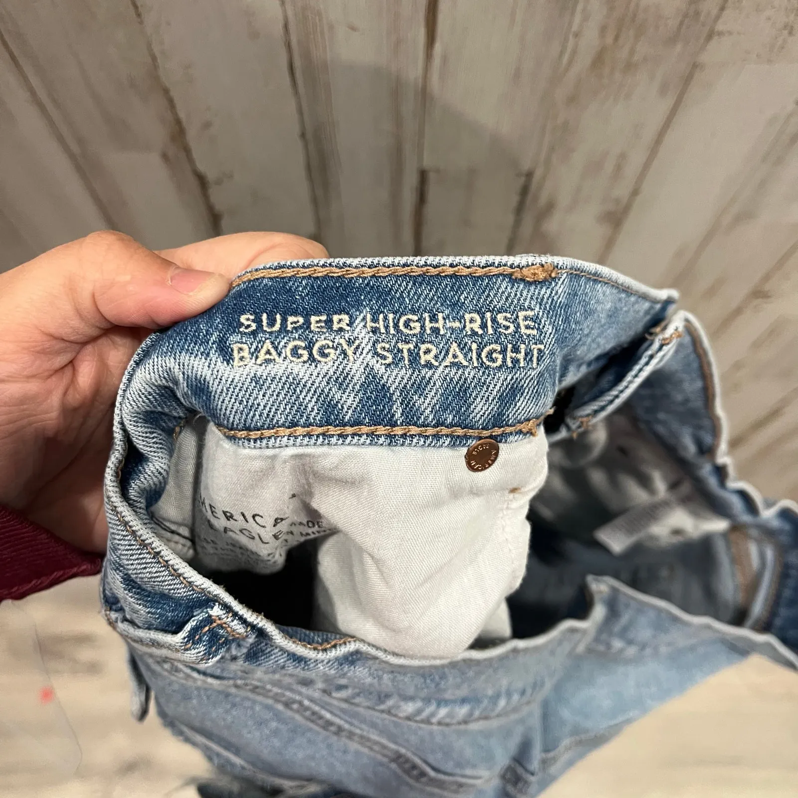 American Eagle Strigid Super High Rise Baggy Straight Denim Jean Shorts Size 18 - Image 5