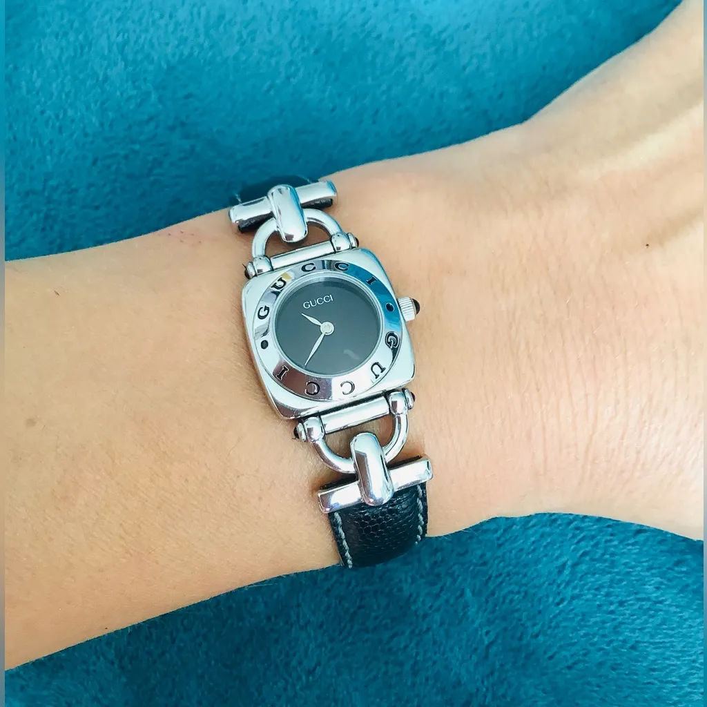 Dressy 🌹modern🌹GUCCI🌹watch🌹 - Image 5