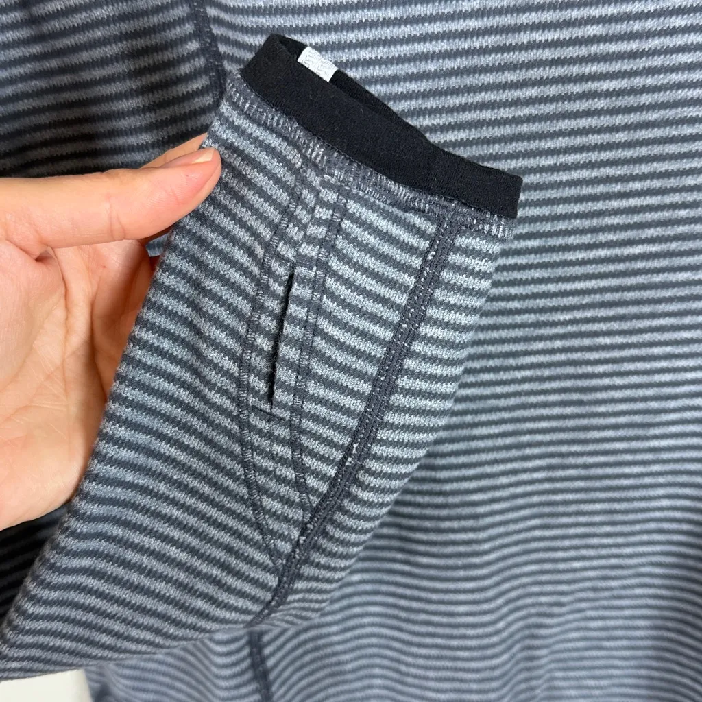 Lululemon‎ Run: Turn Around Long Sleeve Deep Coal Mini Check Size 10 - Image 4