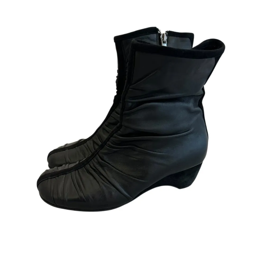 Taryn Rose Black Low Wedge Leather Boots Booties Suede Ruched Size 36 5.5 Womens - Image 4
