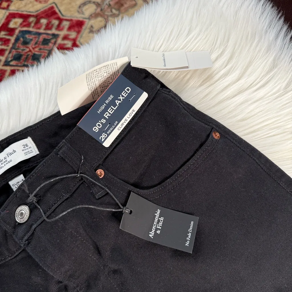 Abercrombie Black High Rise 90’s Curve Love Relaxed Jeans - Image 6