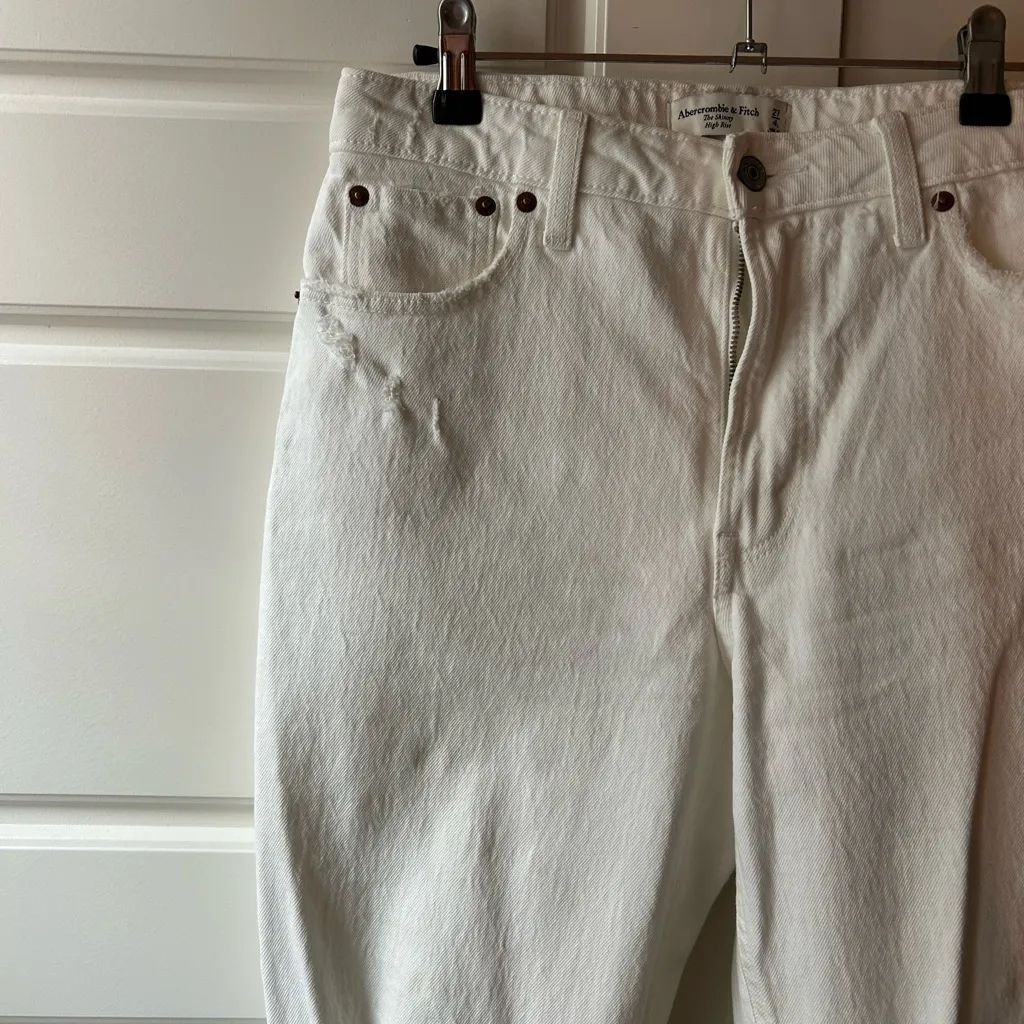 The Skinny High Rise White Distressed Jeans - Image 3