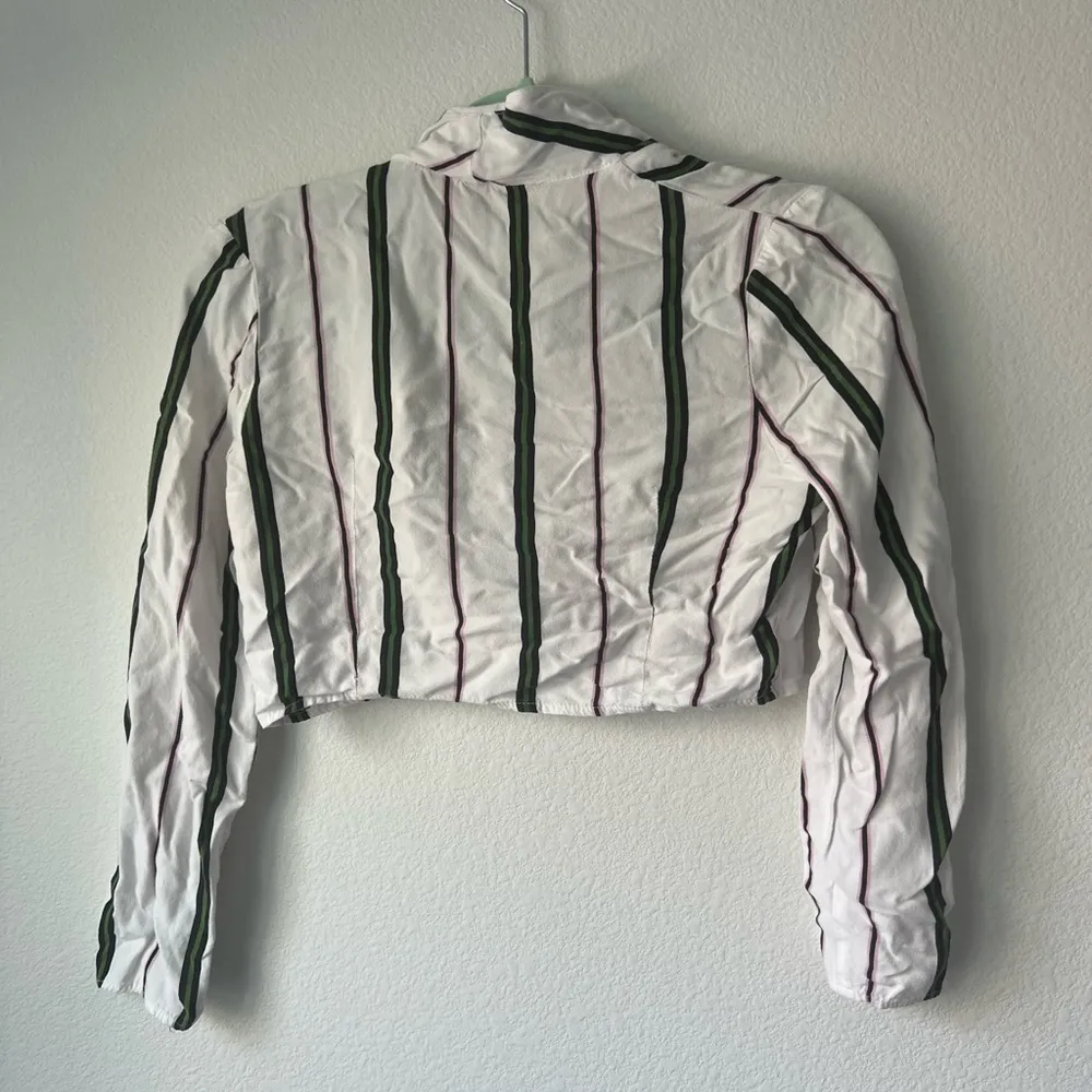 Cuidado con el perro women’s cropped button up shirt Green Size XS - Image 4