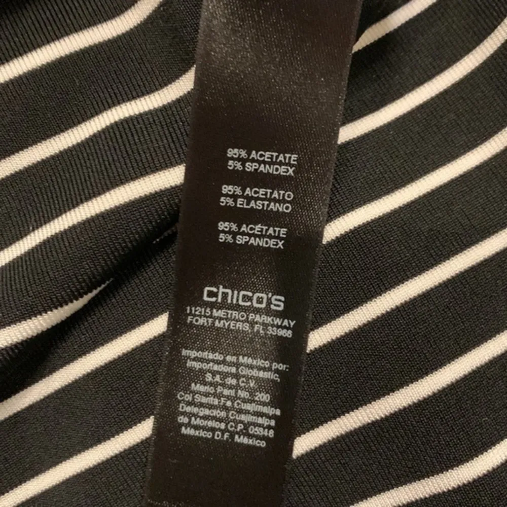 Travelers by Chico’s asymmetrical diagonal striped stretch tunic top S - Image 6