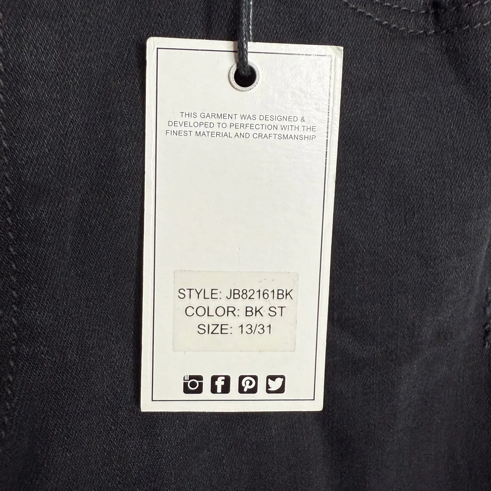 Judy Blue Distressed Boyfriend Jeans Size 13/31 Black Denim Relaxed Fit Stretchy - Image 6