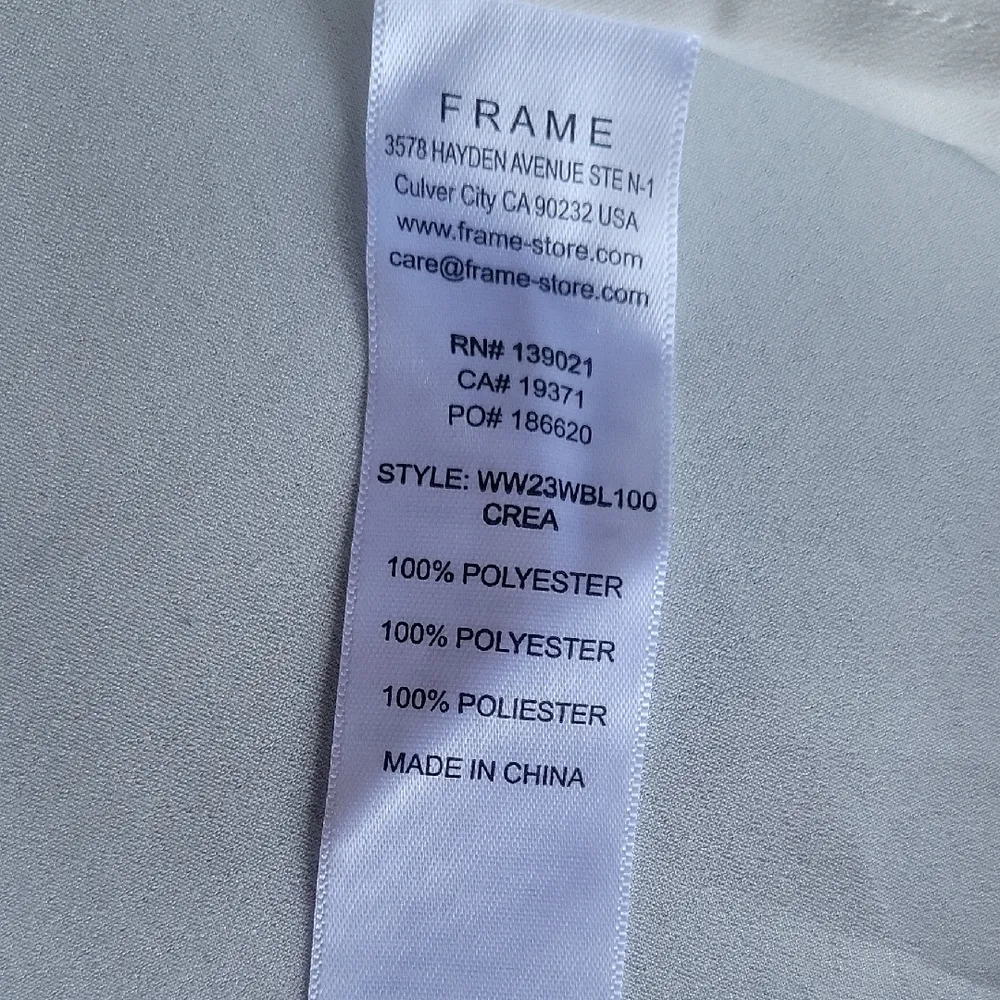 FRAME Women's Shirred Ivory  Blouse NWT Size M - Image 7