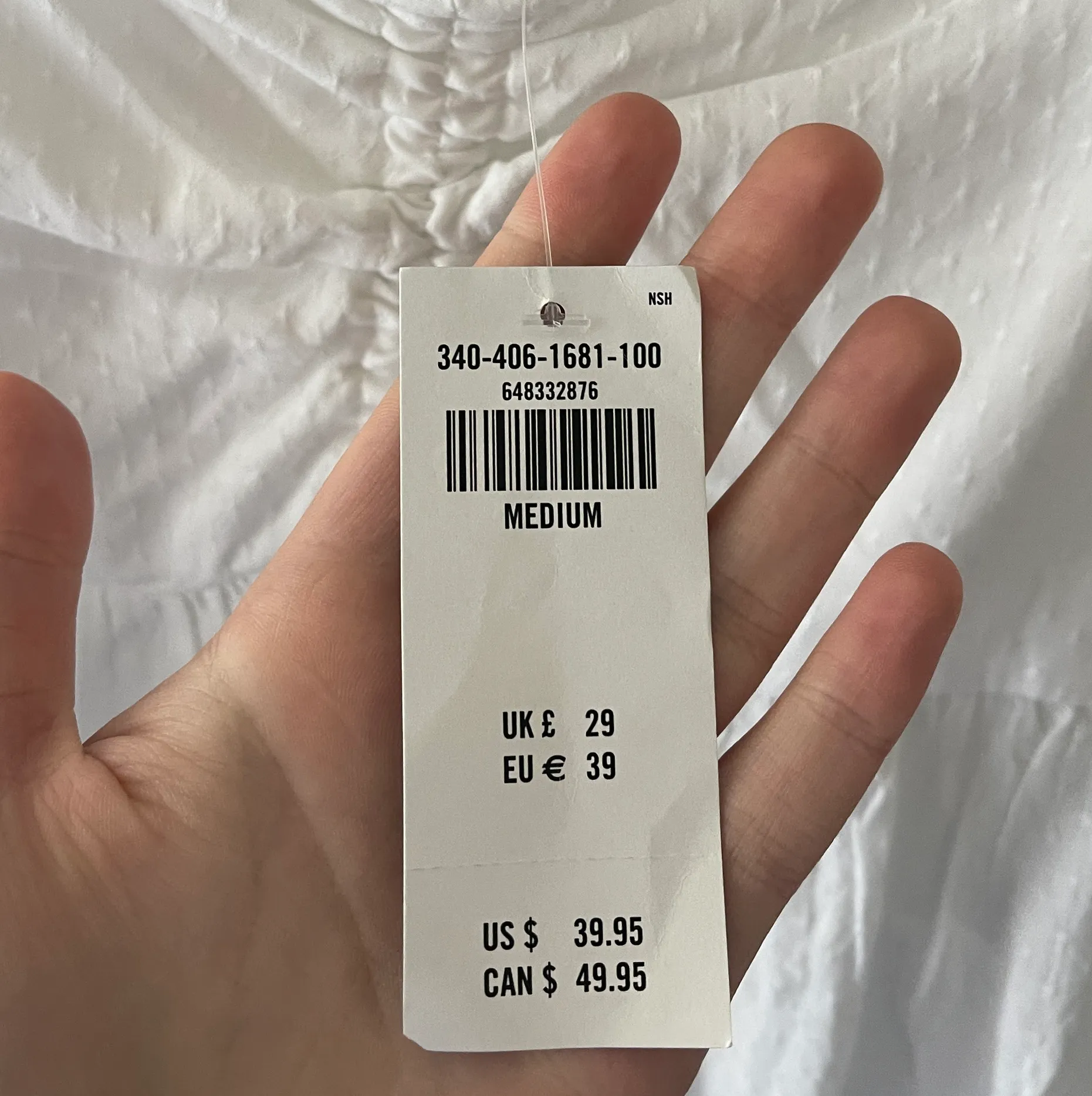 Hollister Top NWT - Image 3