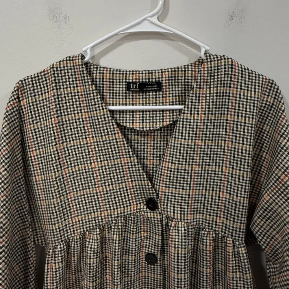 Zara V-Neck Plaid Button Long Sleeve Dress XS EUC - Image 4