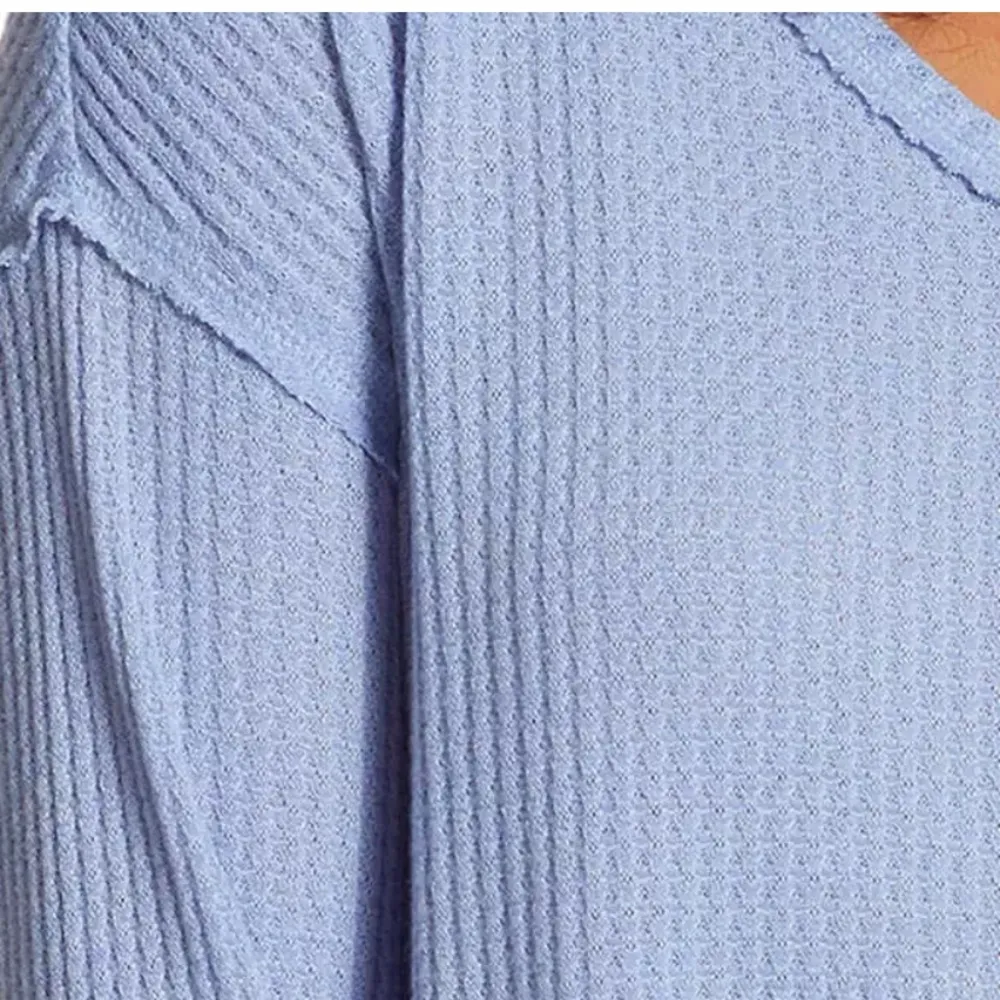 Vintage America thermal top shirt medium New blue purple periwinkle Beautiful - Image 4