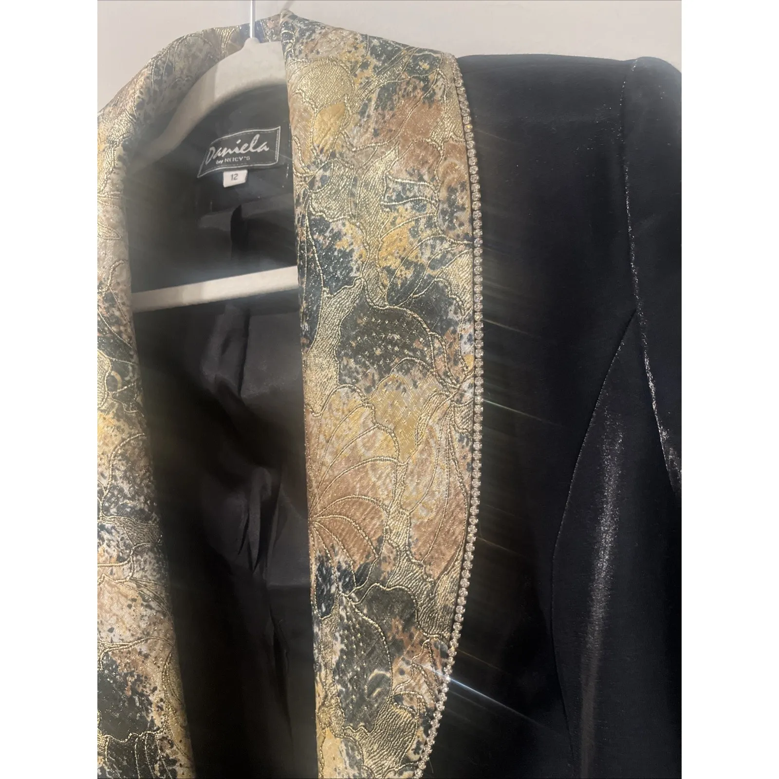 Vintage Daniela Neicy's Black Gold Statement Blazer Floral Rhinestones Size 12 - Image 5