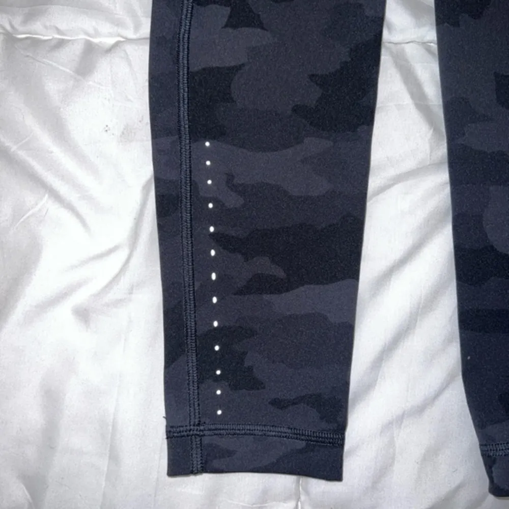 Lululemon Fast and Free High Rise Tight‎ Legging 28” size 2 - Image 5