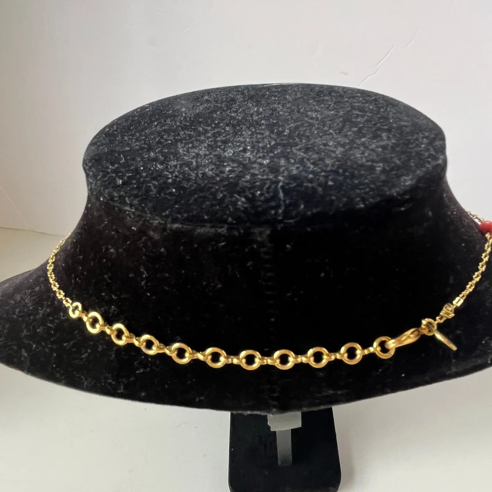 Y2K Joan Rivers Coral Enamel Pendant Necklace Gold Tone Chain Retro Rhinestone Red - Image 6