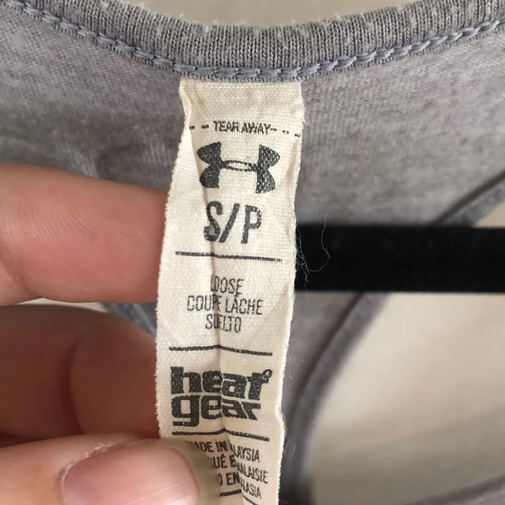 Under Armour Tank Top Size S - Image 3