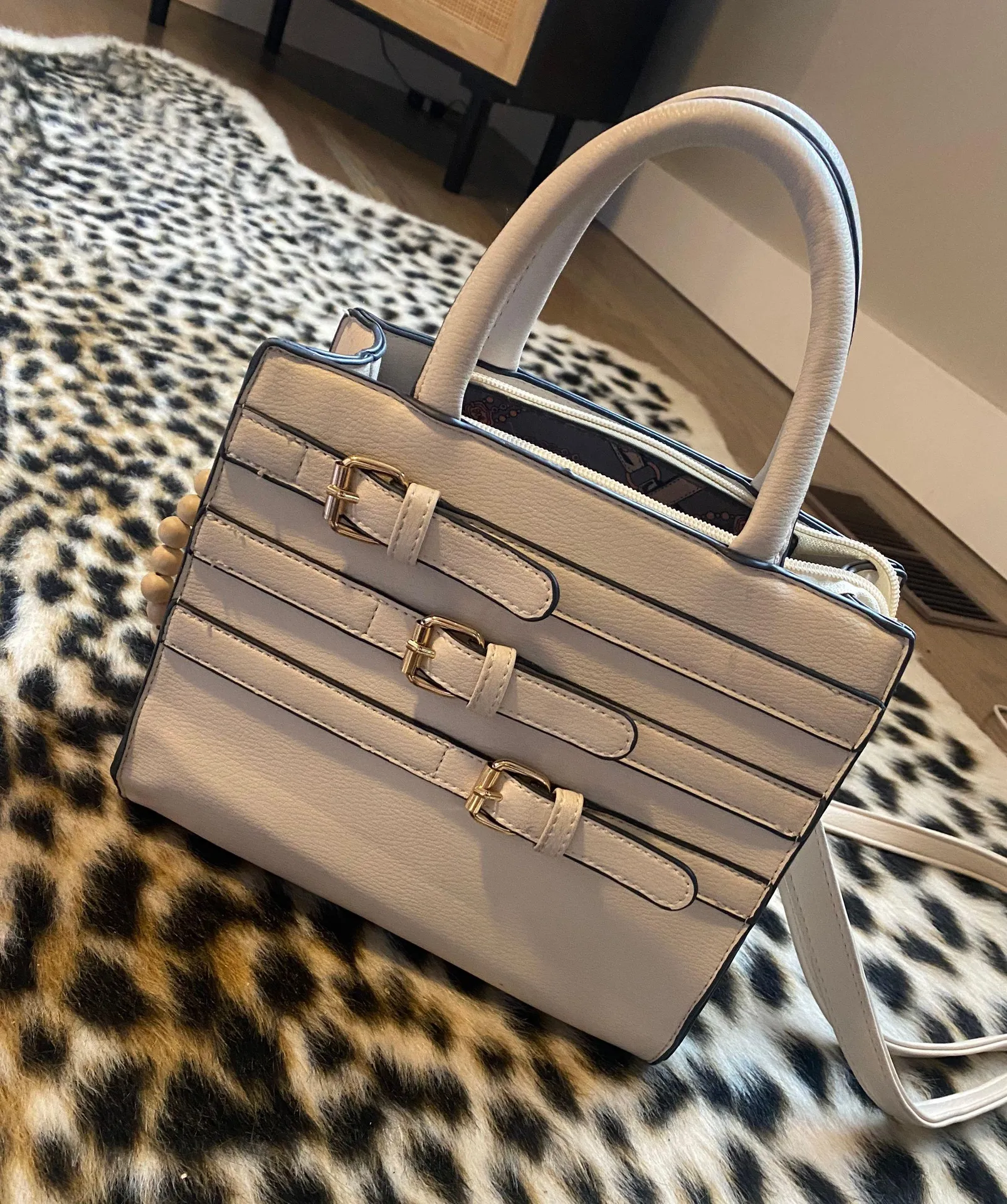 Nude Purse Tan - Image 2