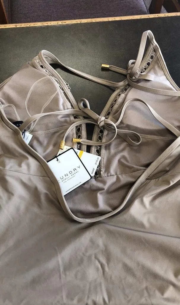 Laundry by Shelli Segal One Piece Swimsuit S - Image 7