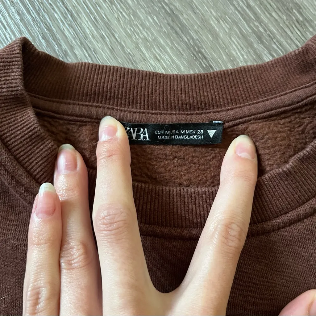 Zara Chocolate Brown CropTop Sweatshirt - Image 2